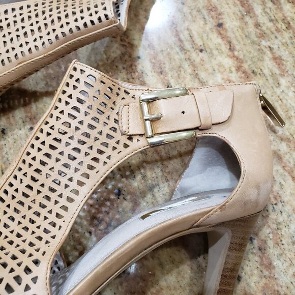 Louise et Cie sz 9 B open toe weave leather, adjustable heels gold access - Picture 4 of 12